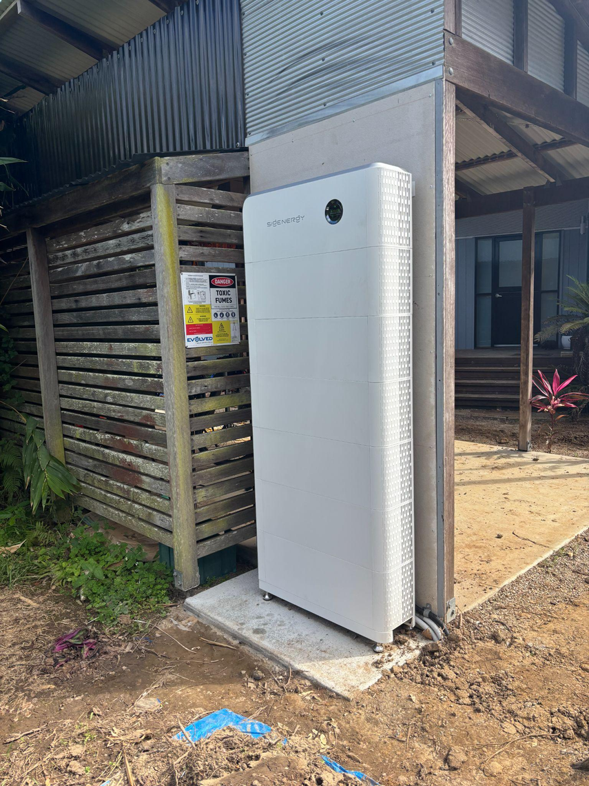 evolved-solar-currumbin-waters-1.jpg.png