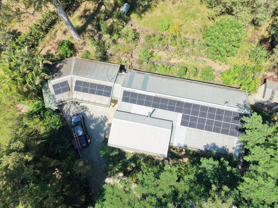 evolved-solar-mudgeeraba-aerial-rooftop-solar-array.jpg